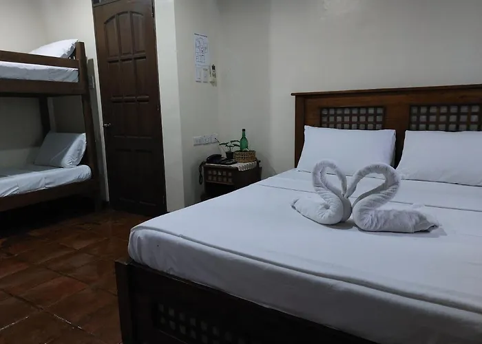 Makabata & Cafe Hotel Manila
