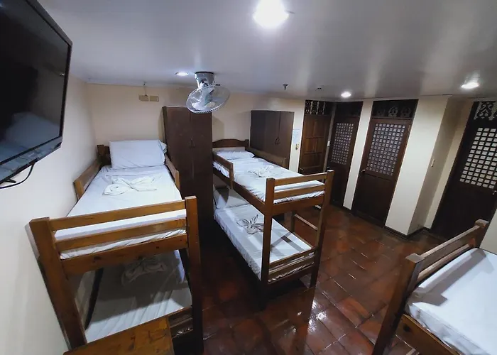 Makabata & Cafe Hotel Manila